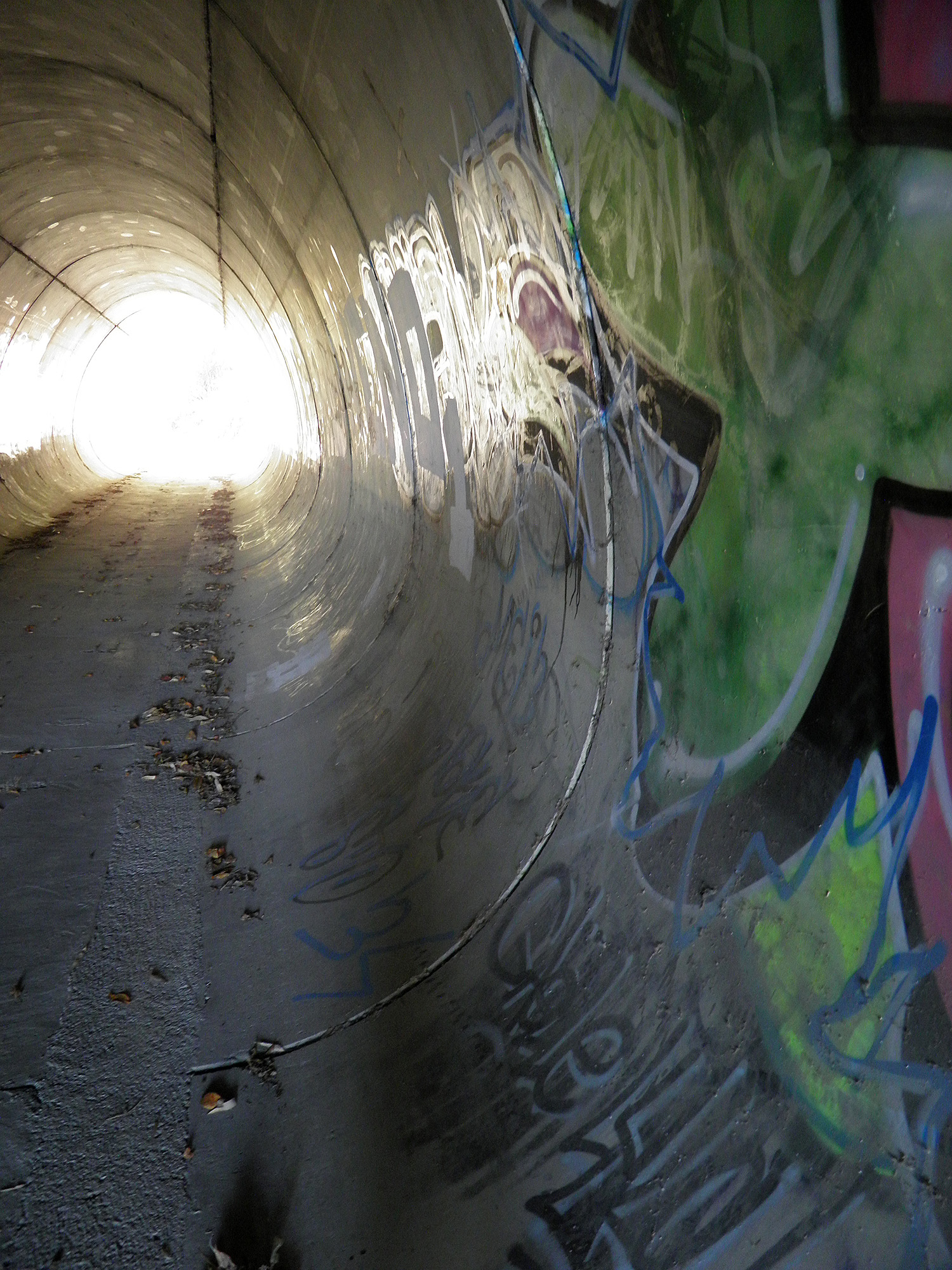 The Tube Do It Yourself Juvignac Skate Spot 4/5