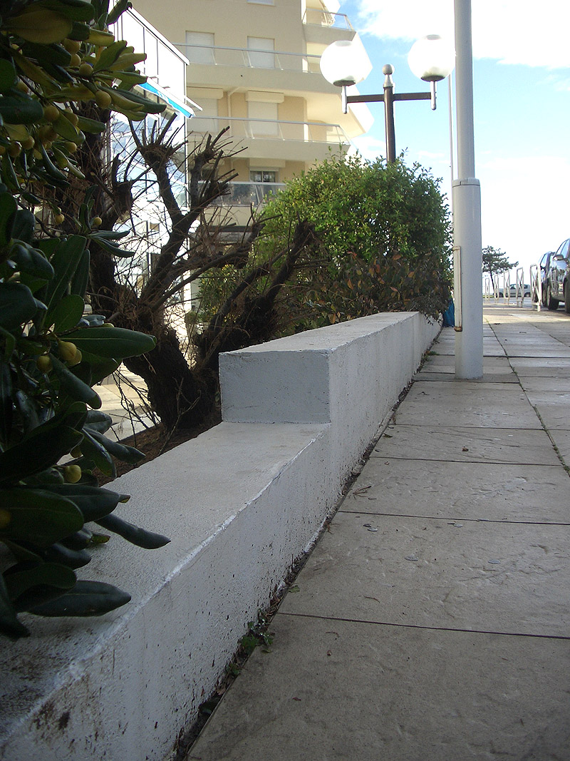 The Casino Spot Street La Baule Escoublac Skate Spot 3/5