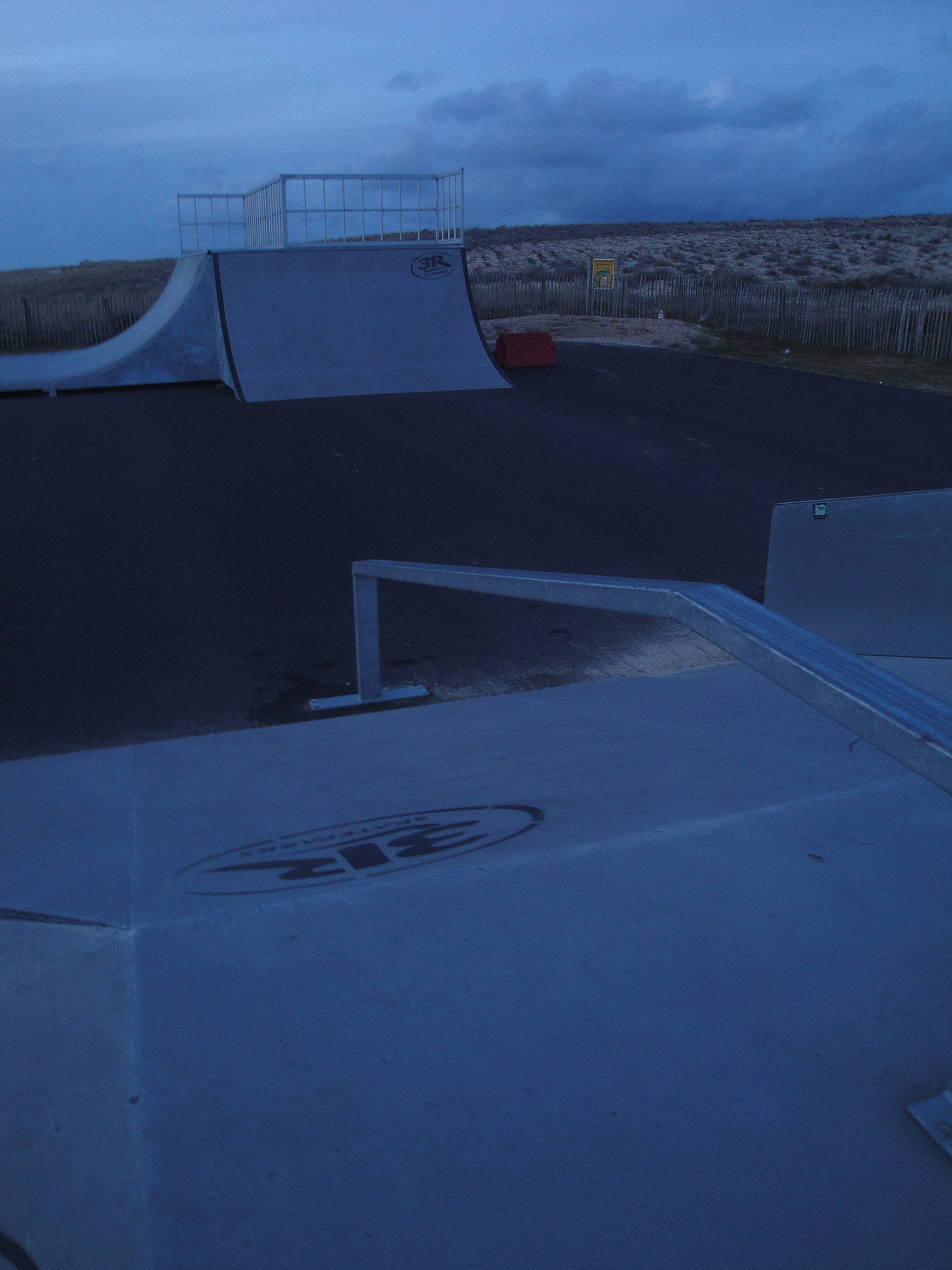 Surf Club Skatepark Lacanau Skate Spot 2/5