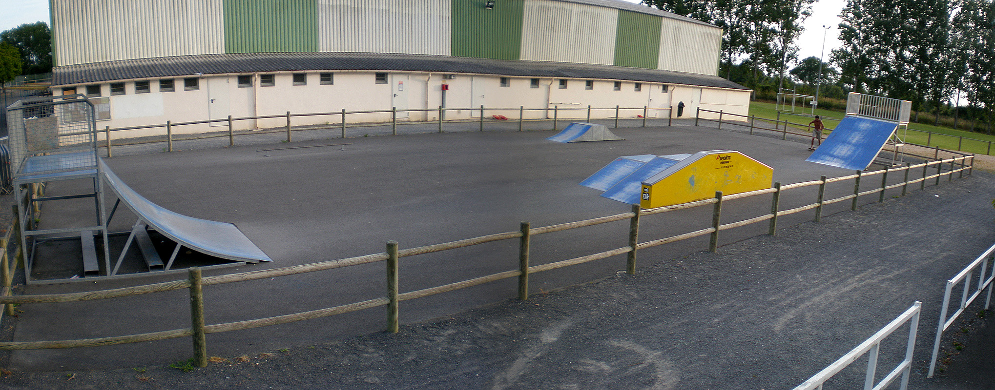 Le Falleron Skatepark Machecoul Skate Spot 1/5