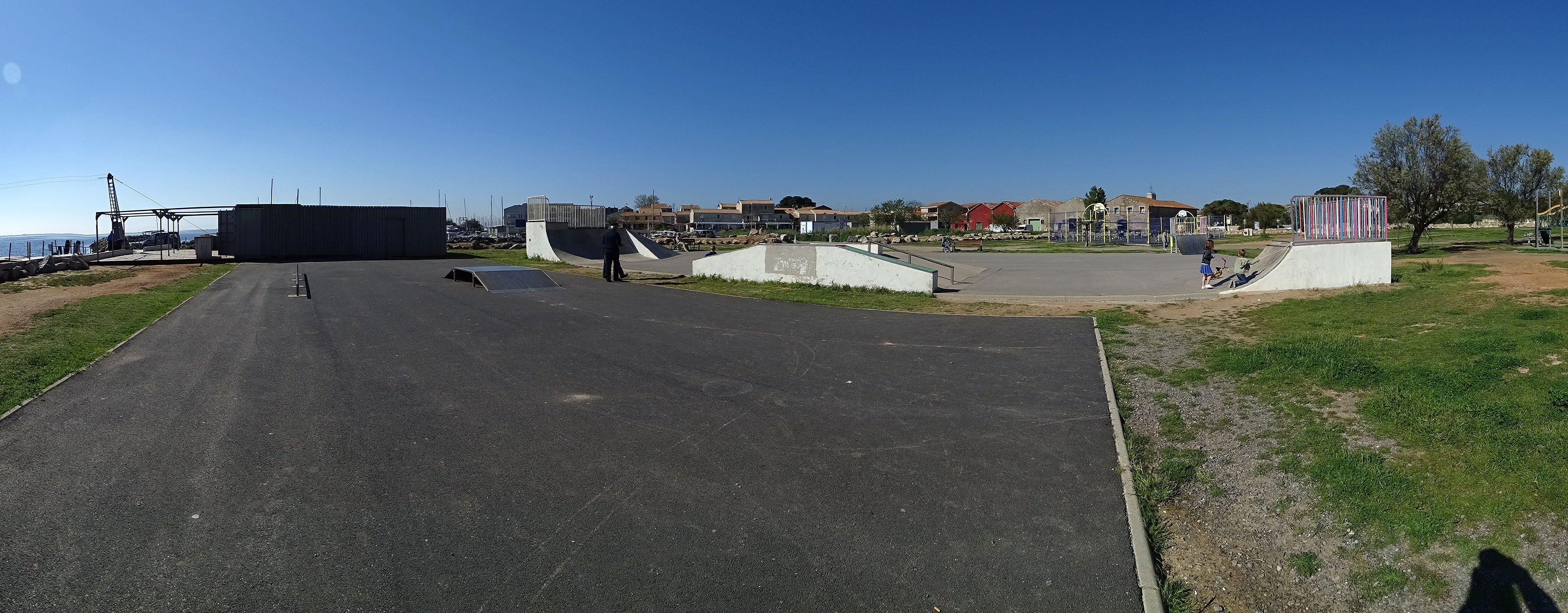 Tabarka Skatepark Marseillan Skate Spot 2/5
