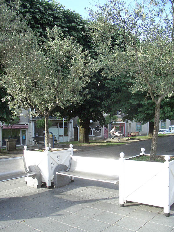 La Mairie Spot Street Mont de Marsan Skate Spot 4/5