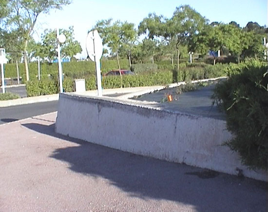 Chateau d' Alco Spot Street Montpellier Skate Spot 3/5