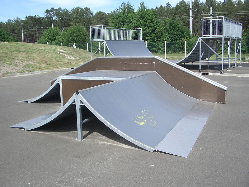 Léon Brouste Skatepark Morcenx Skate Spot 3/5