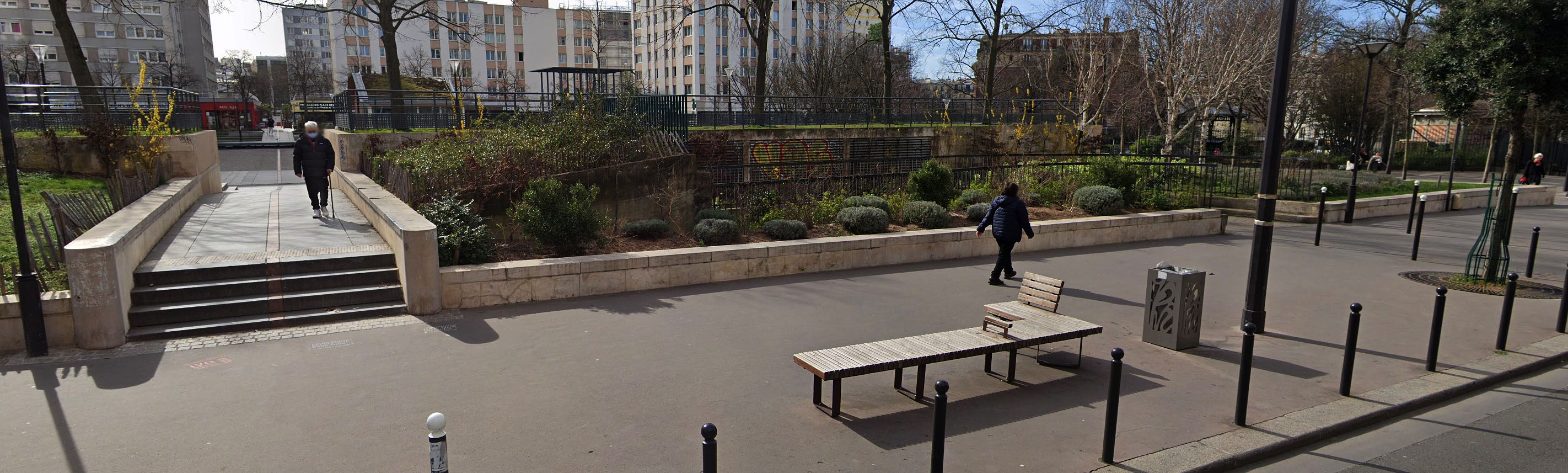 Place des Fêtes Plaza Paris Skate Spot 3/5
