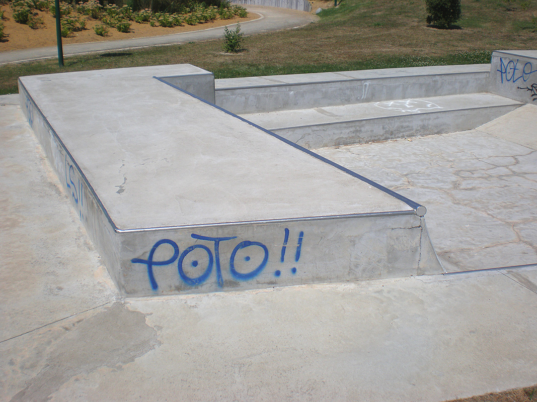 Espace Culturel Skatepark Préfailles Skate Spot 2/5