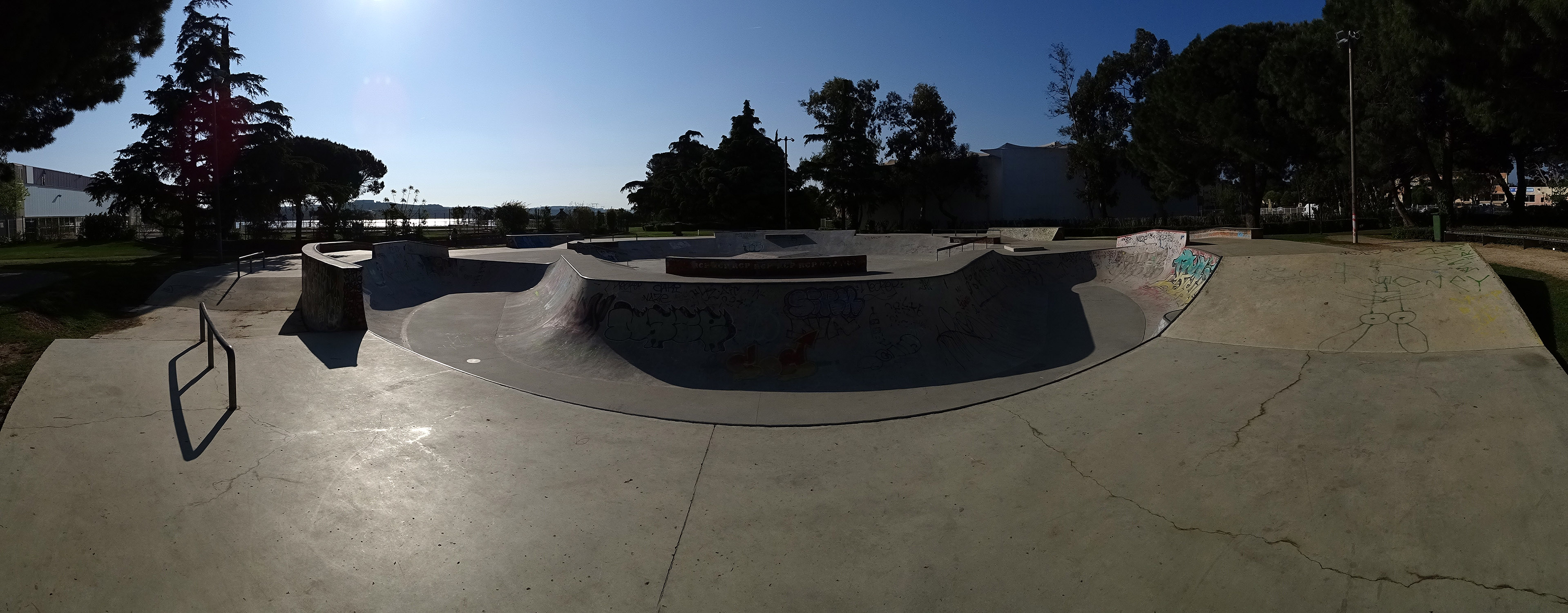 Étang de L' Estomac Skatepark Fos sur Mer Skate Spot 4/5