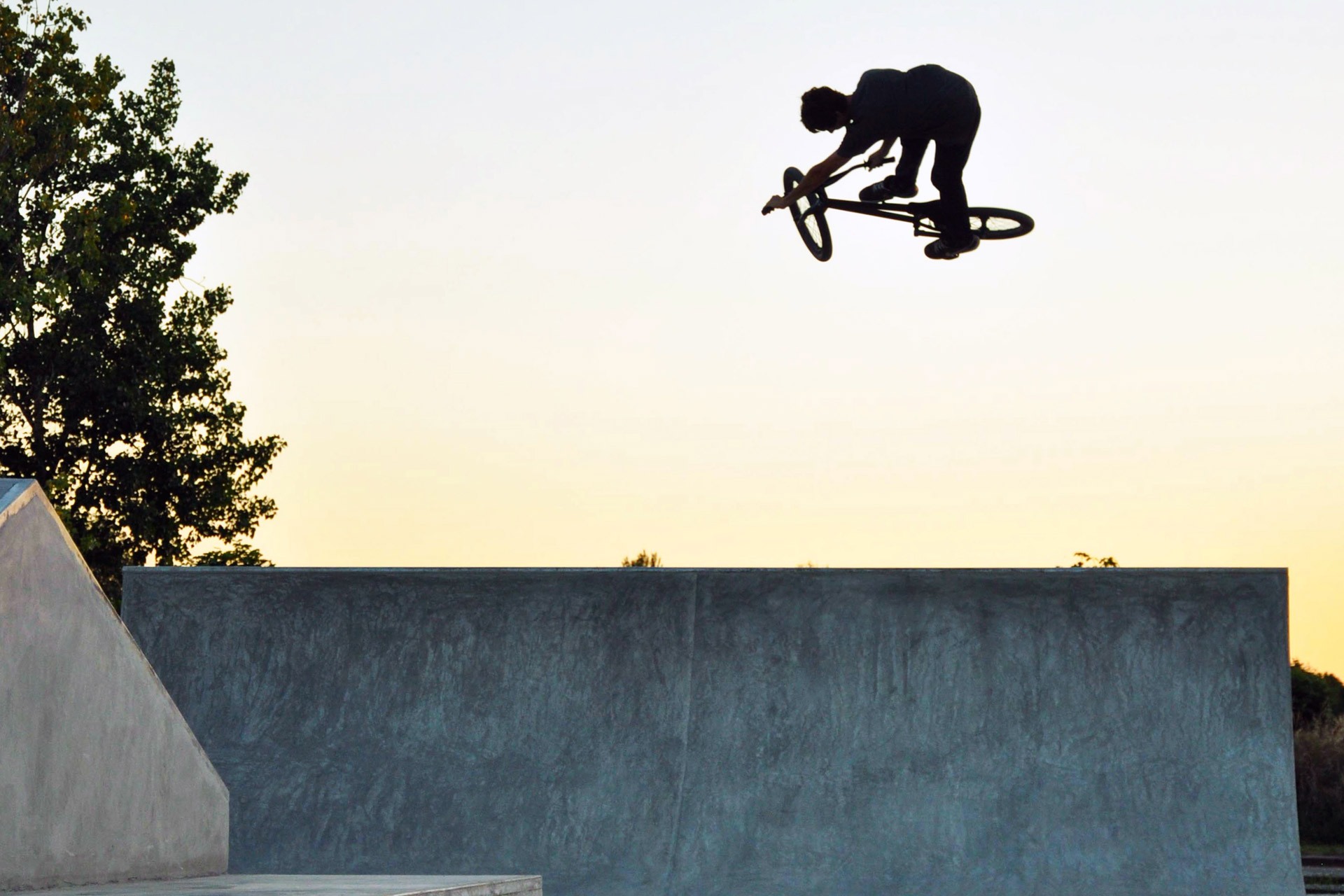 Astuss Skatepark Saint Sulpice la Pointe Skate Spot 4/5
