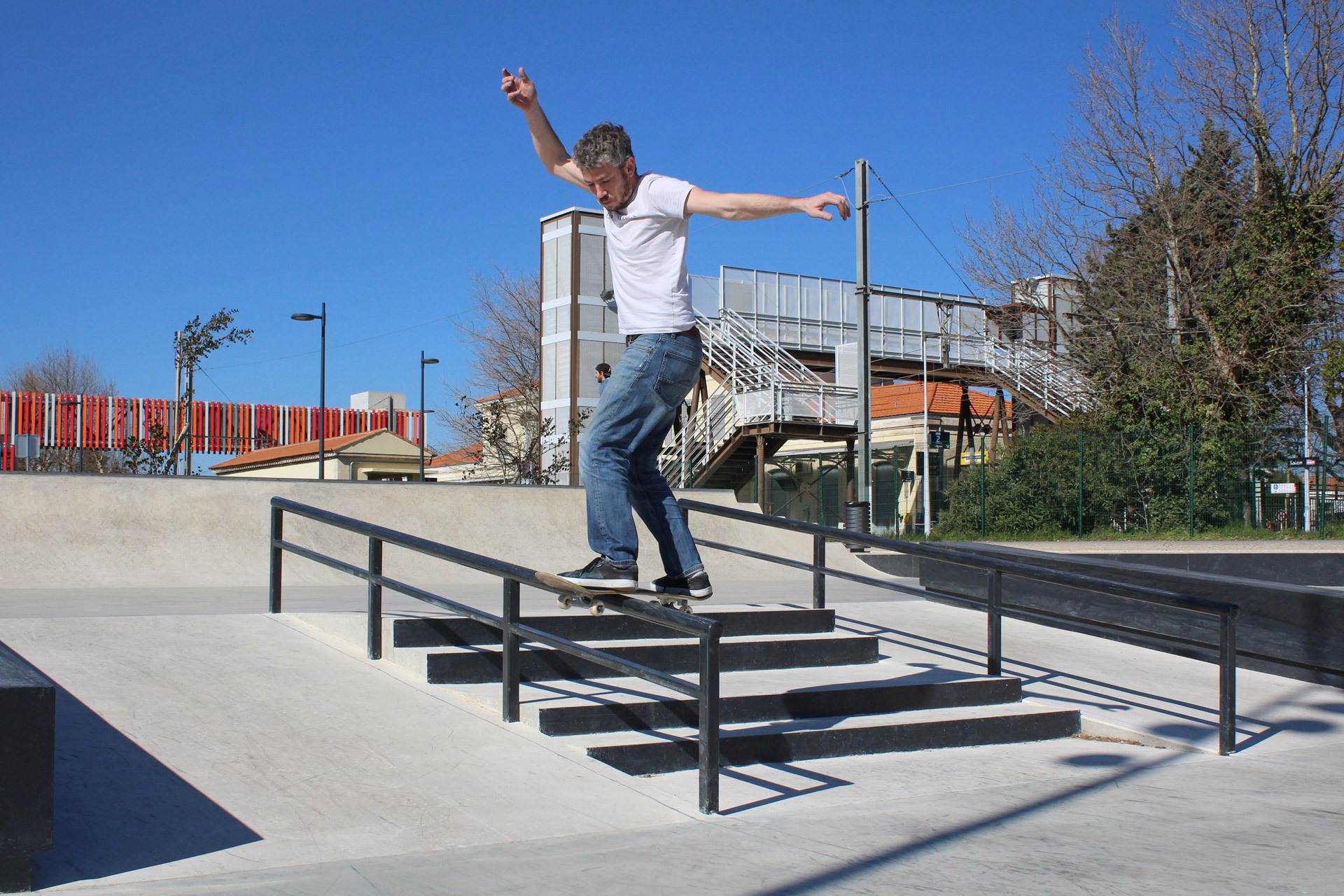 La Gare Skatepark Salon de Provence Skate Spot 4/5