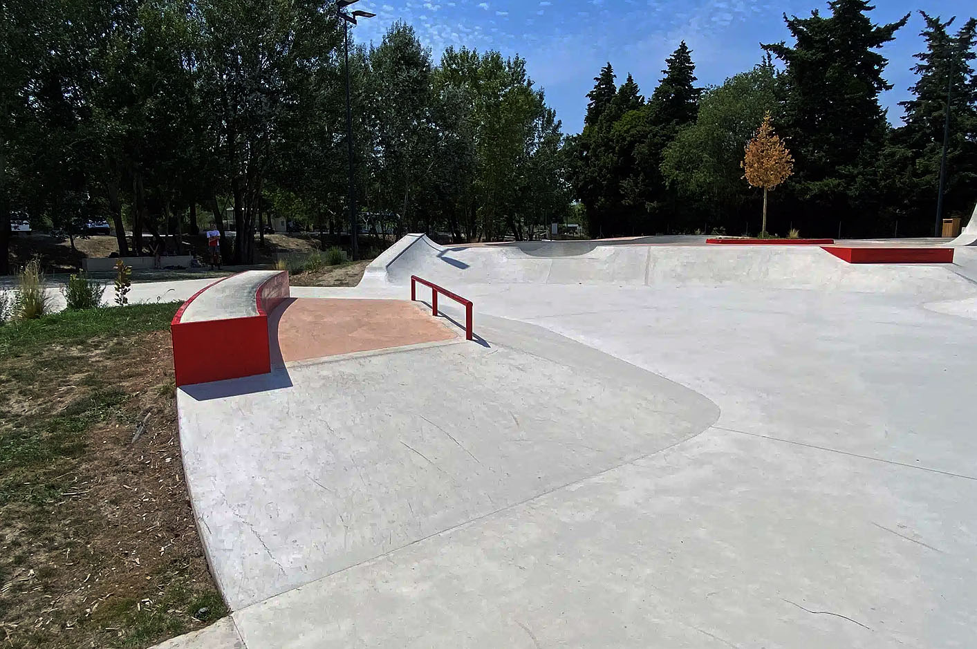 Grenouillet Skatepark Cavaillon Skate Spot 4/5