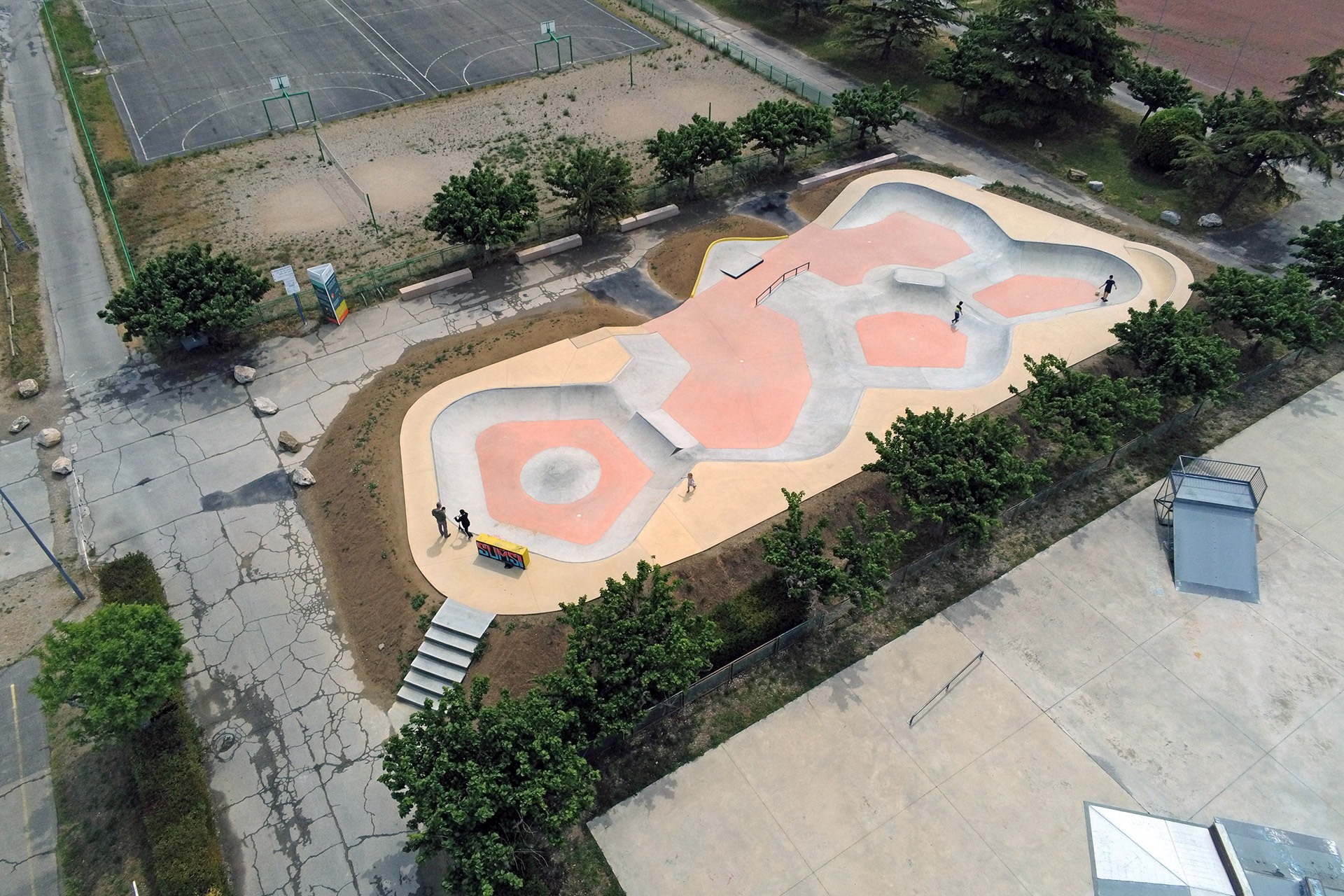 Pierre de Coubertin Bowl Carpentras Skate Spot 4/5