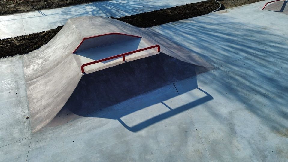 Rébeilleau Skatepark Poitiers Skate Spot 3/5