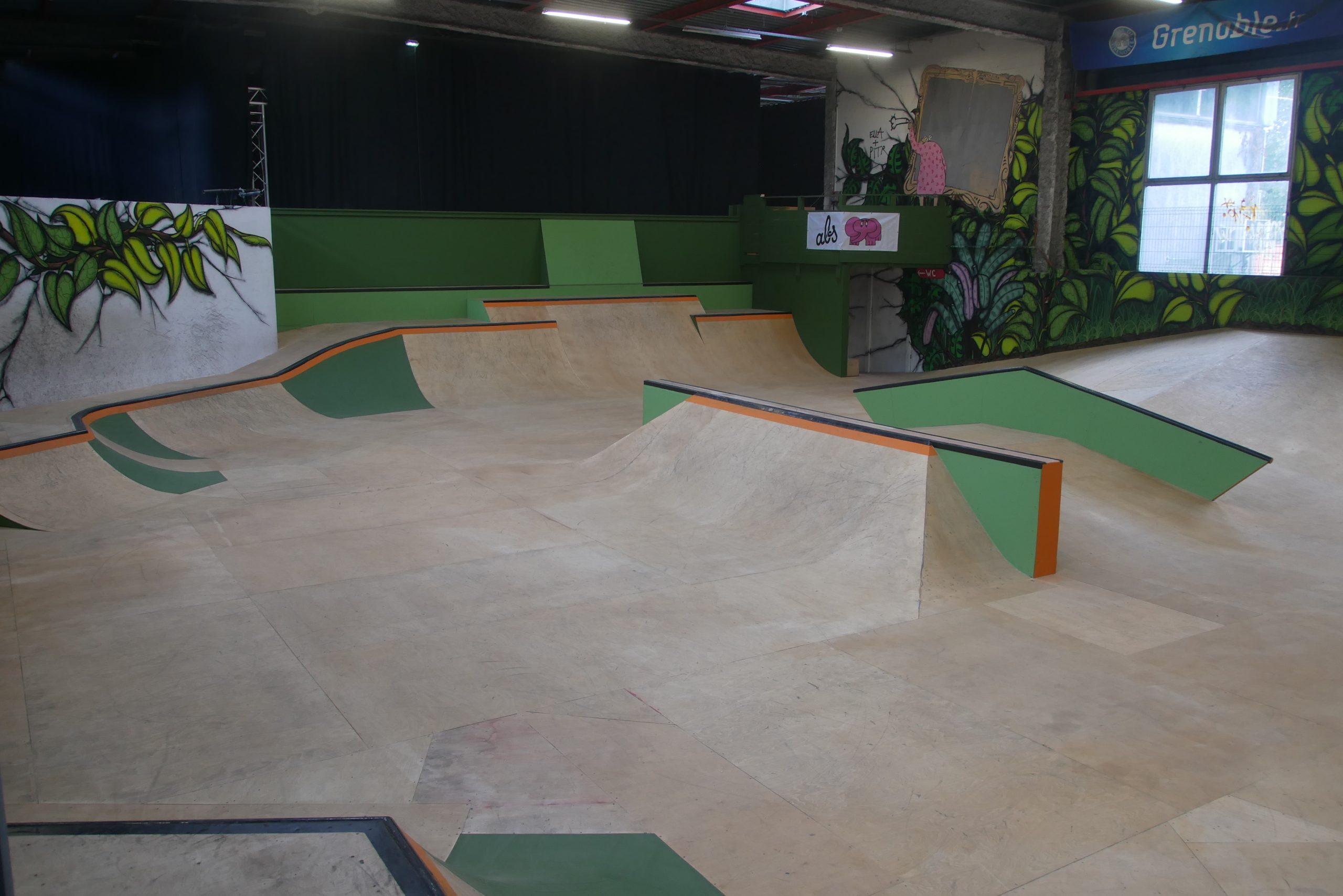 La Bifurk Indoor Grenoble Skate Spot 4/5
