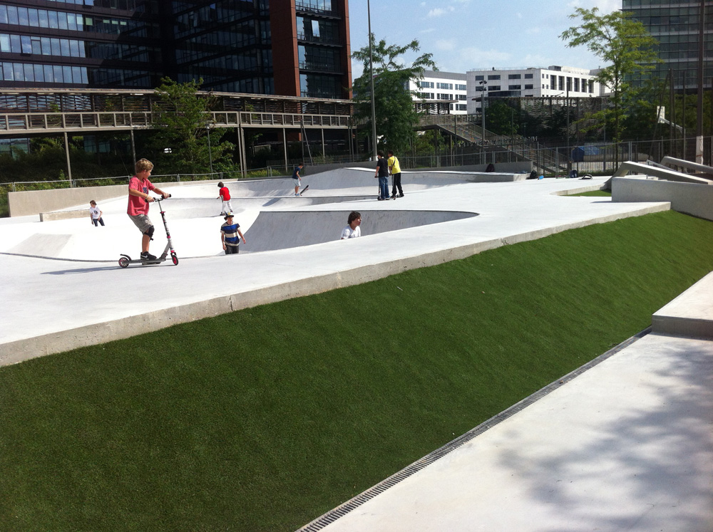 Parc Ricard Skatepark Rueil Malmaison Skate Spot 3/5
