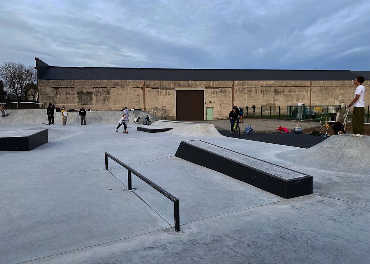 Alençon Skatepark Alençon Skate Spot 4/5