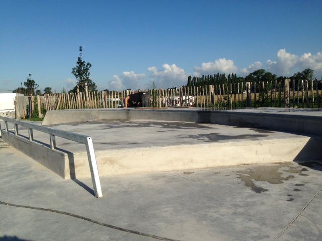 Zwevezele Skatepark Wingene Skate Spot 3/5