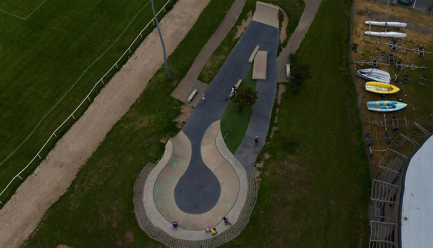 La Piscine Skatepark Étel Skate Spot 3/5
