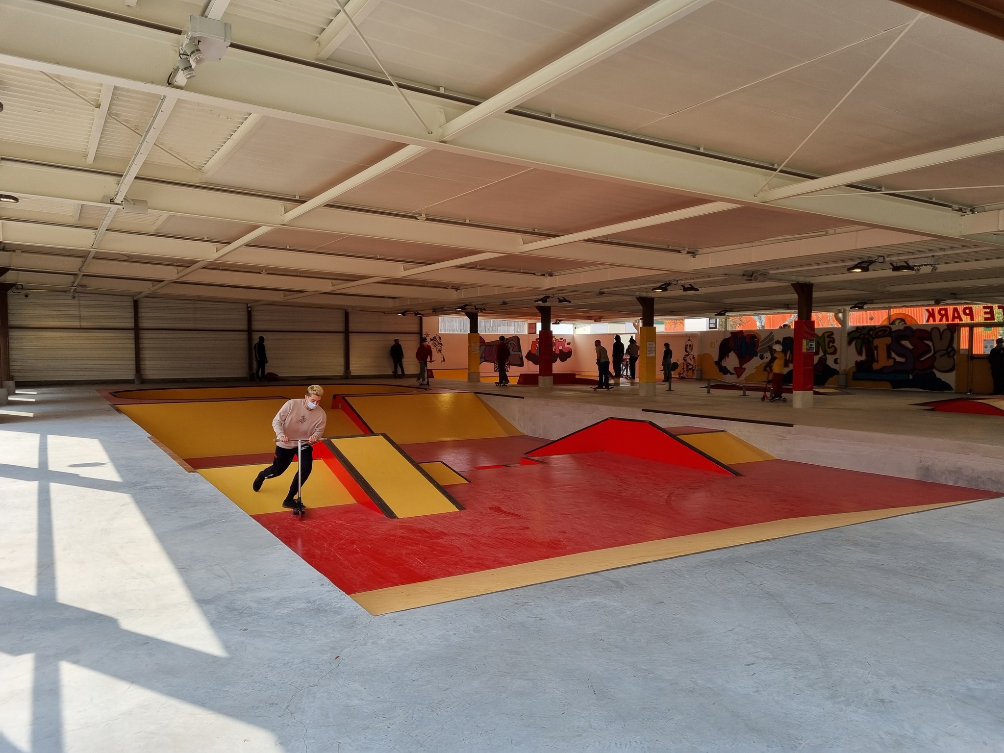 Le Petit Bois Indoor Saint Jean de Braye Skate Spot 3/5