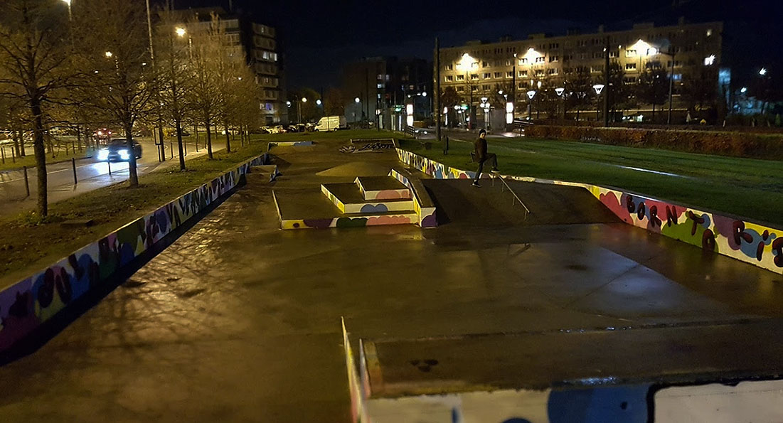 Carrouf Skatepark Aulnoy Lez Valenciennes Skate Spot 3/5