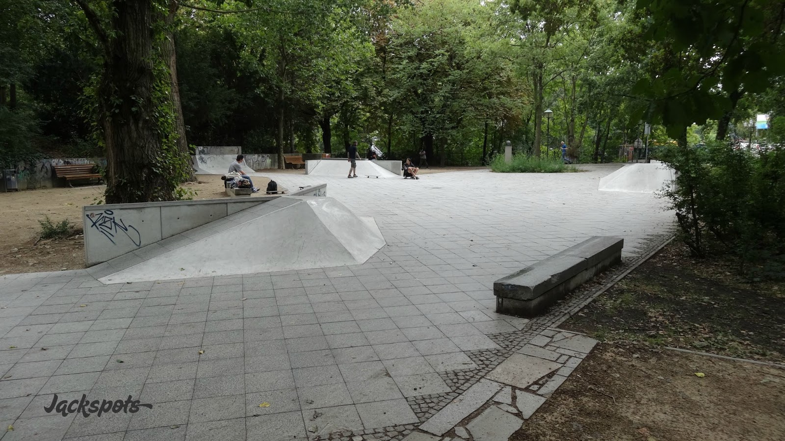 Böcklerpark Skatepark Berlin Skate Spot 3/5