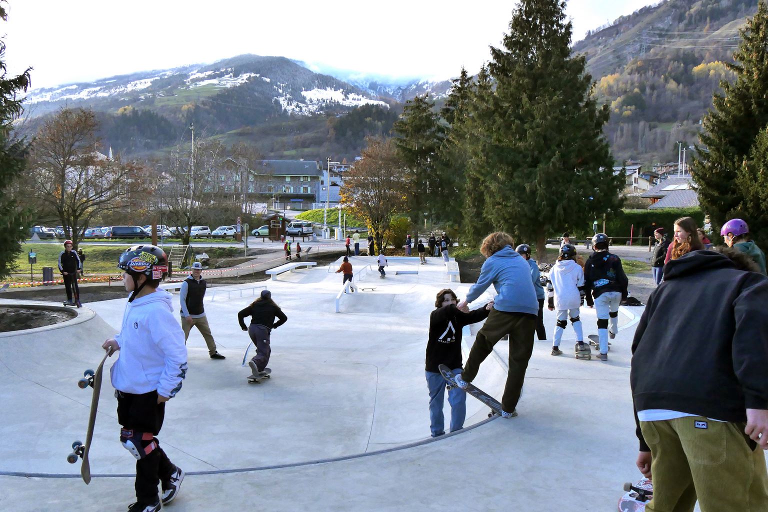 La Gare Skatepark Bourg Saint Maurice Skate Spot 4/5