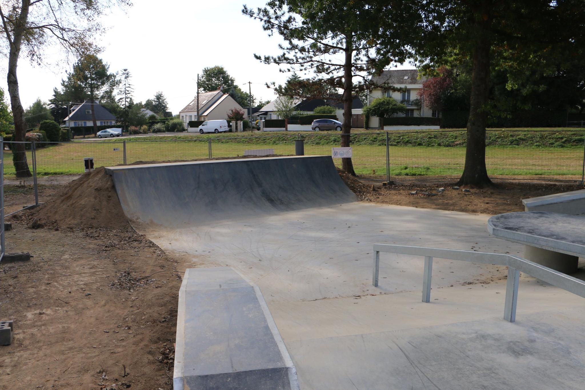 Parc Skatepark Guipry Messac Skate Spot 3/5