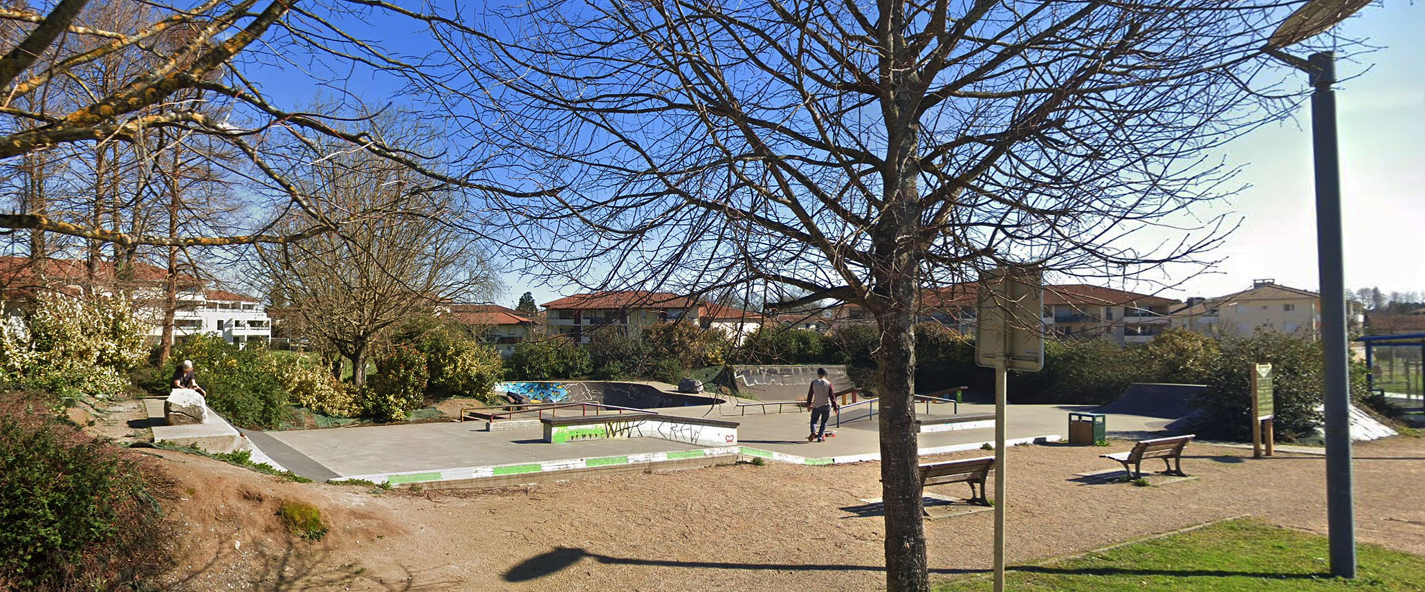 Maisonnave Skatepark Saint Martin de Seignanx Skate Spot 4/5