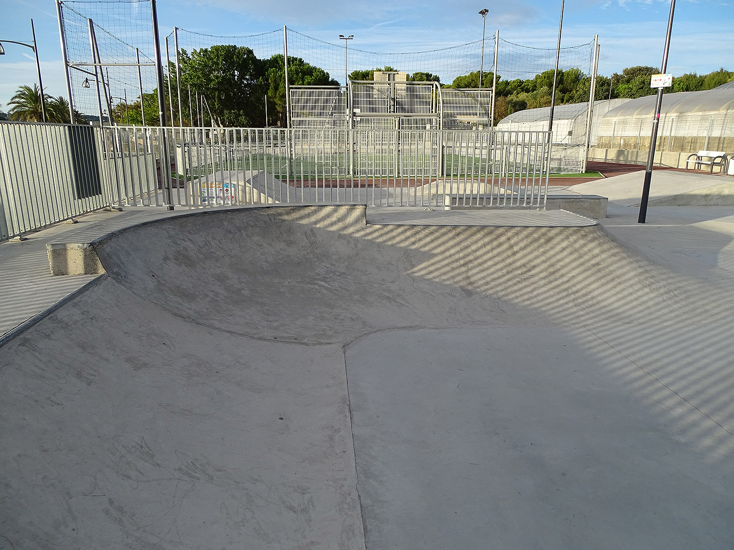 Jardin Antique Skatepark Balaruc les Bains Skate Spot 3/5
