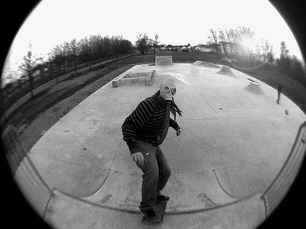 Île de Caqueret Skatepark Decize Skate Spot 2/5