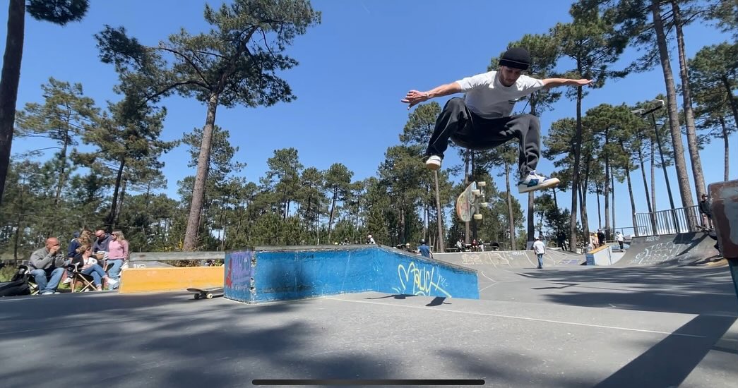 Stade Rosazza Skatepark Andernos-les-Bains Skate Spot 4/5