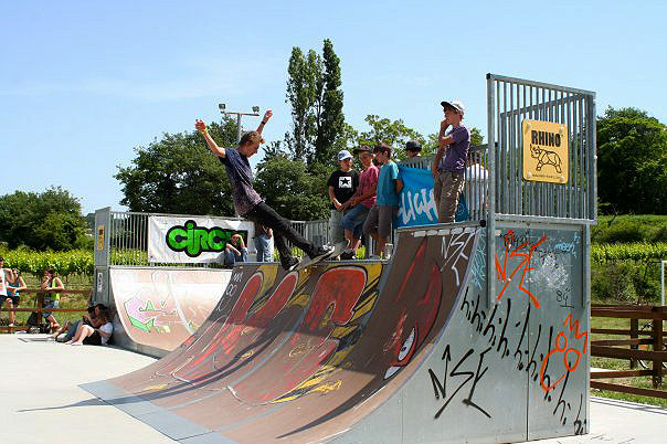 Tennis Club Skatepark Villedieu Skate Spot 3/5