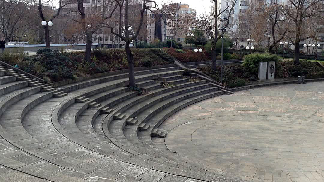 Auditorium Spot Street Lyon Skate Spot 3/5