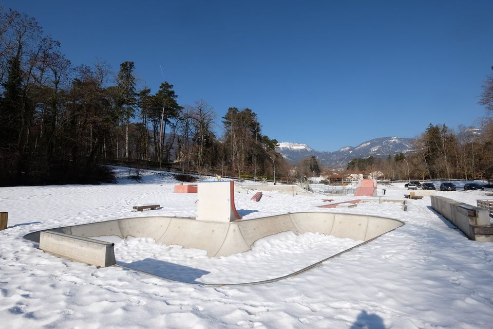 Parc du Journans Skatepark Gex Skate Spot 4/5