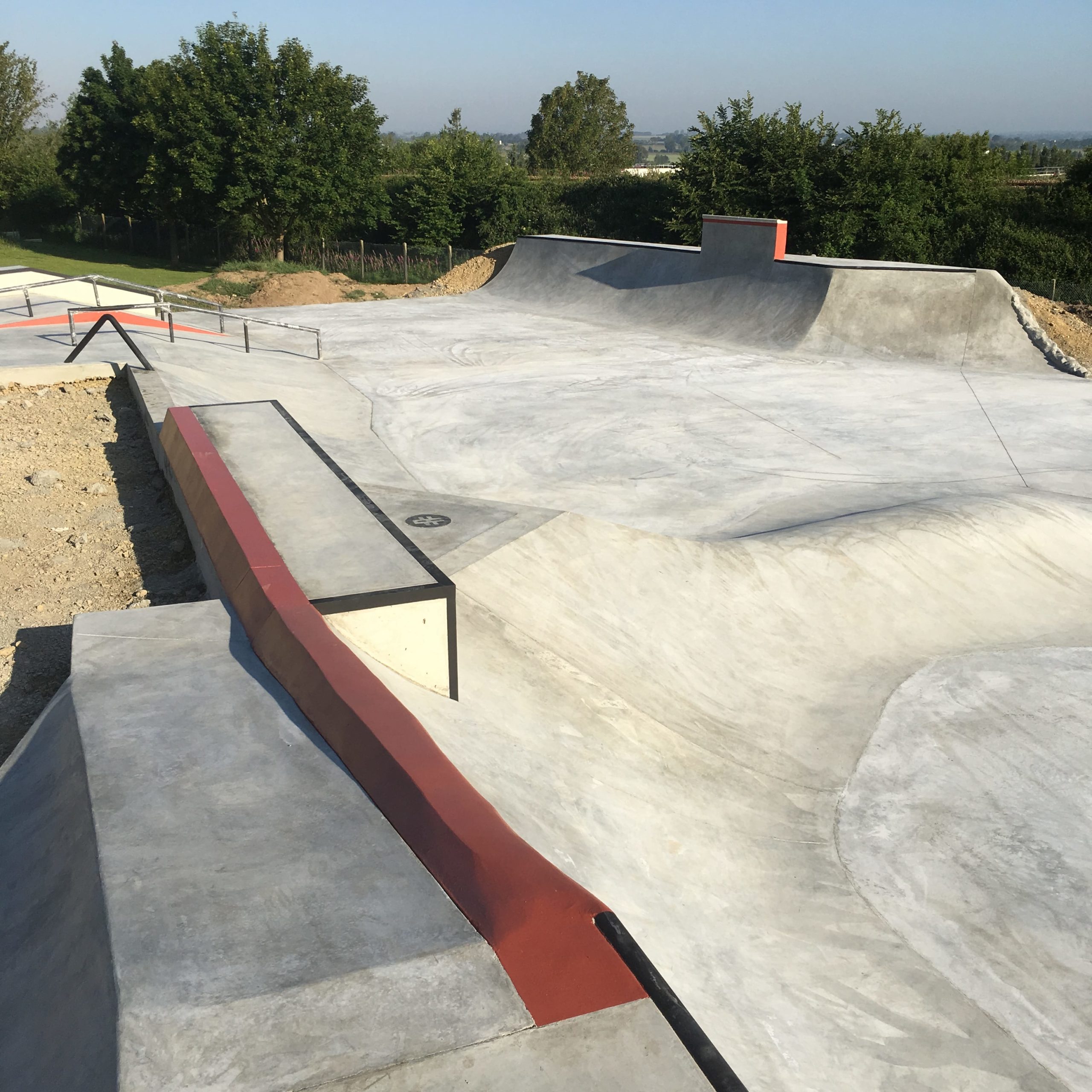 Parc de L'Europe Skatepark Vire Normandie Skate Spot 3/5