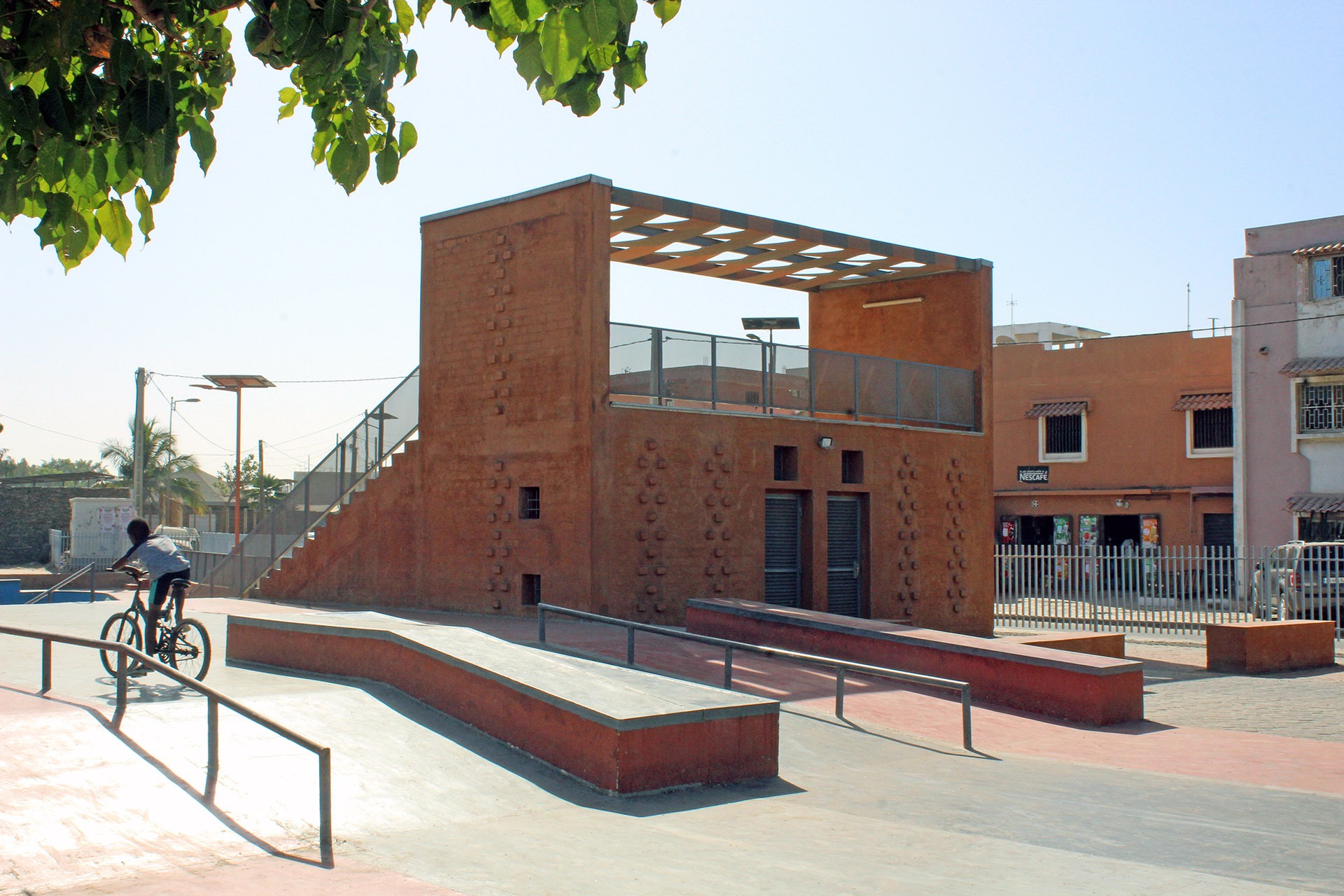 Place des Cultures Urbaines Skatepark Dakar Skate Spot 4/5