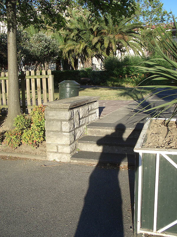 Place des Basques Spot Street Bayonne Skate Spot 4/5