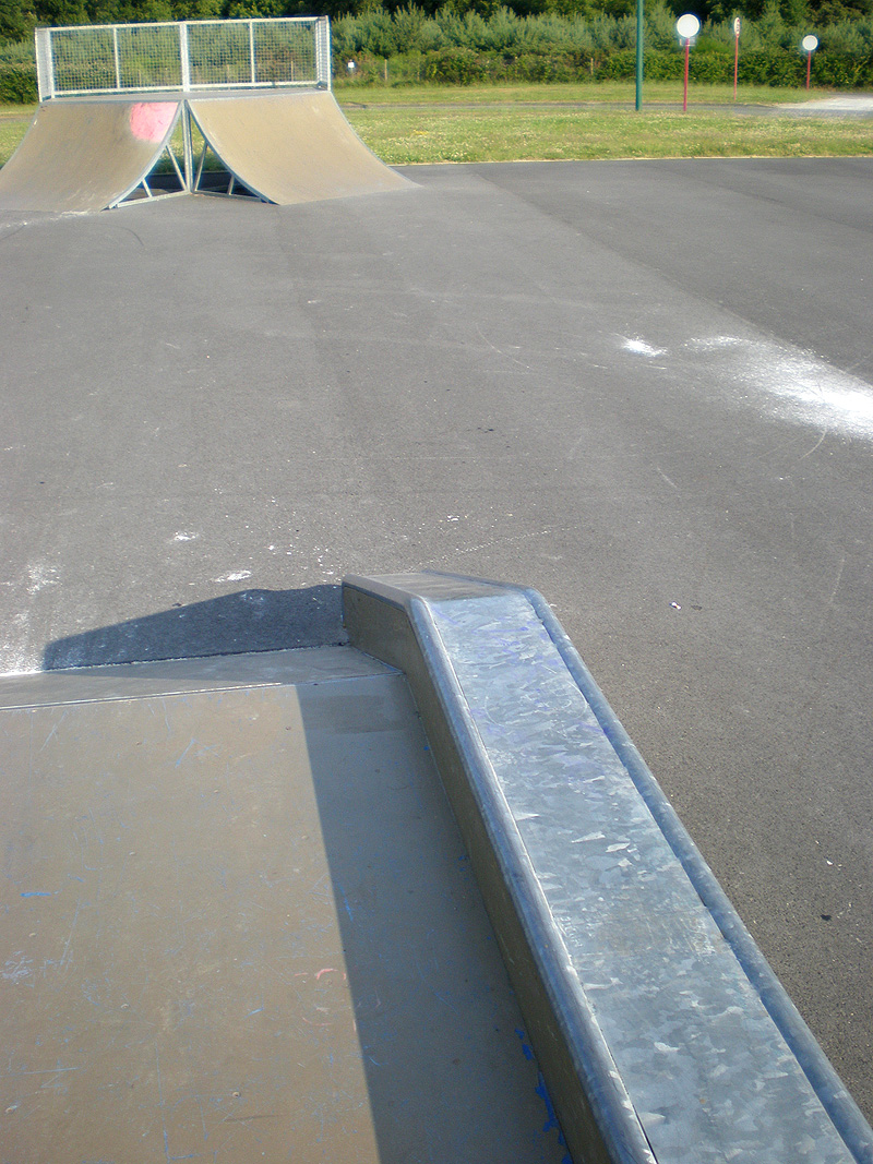 Lycée Alcide Skatepark Bouaye Skate Spot 2/5
