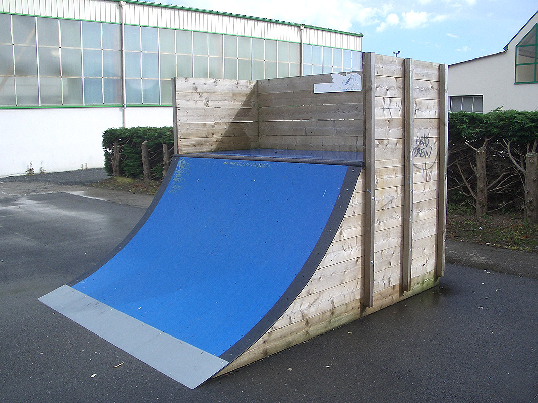 Château Thébaud Skatepark Château Thébaud Skate Spot 2/5