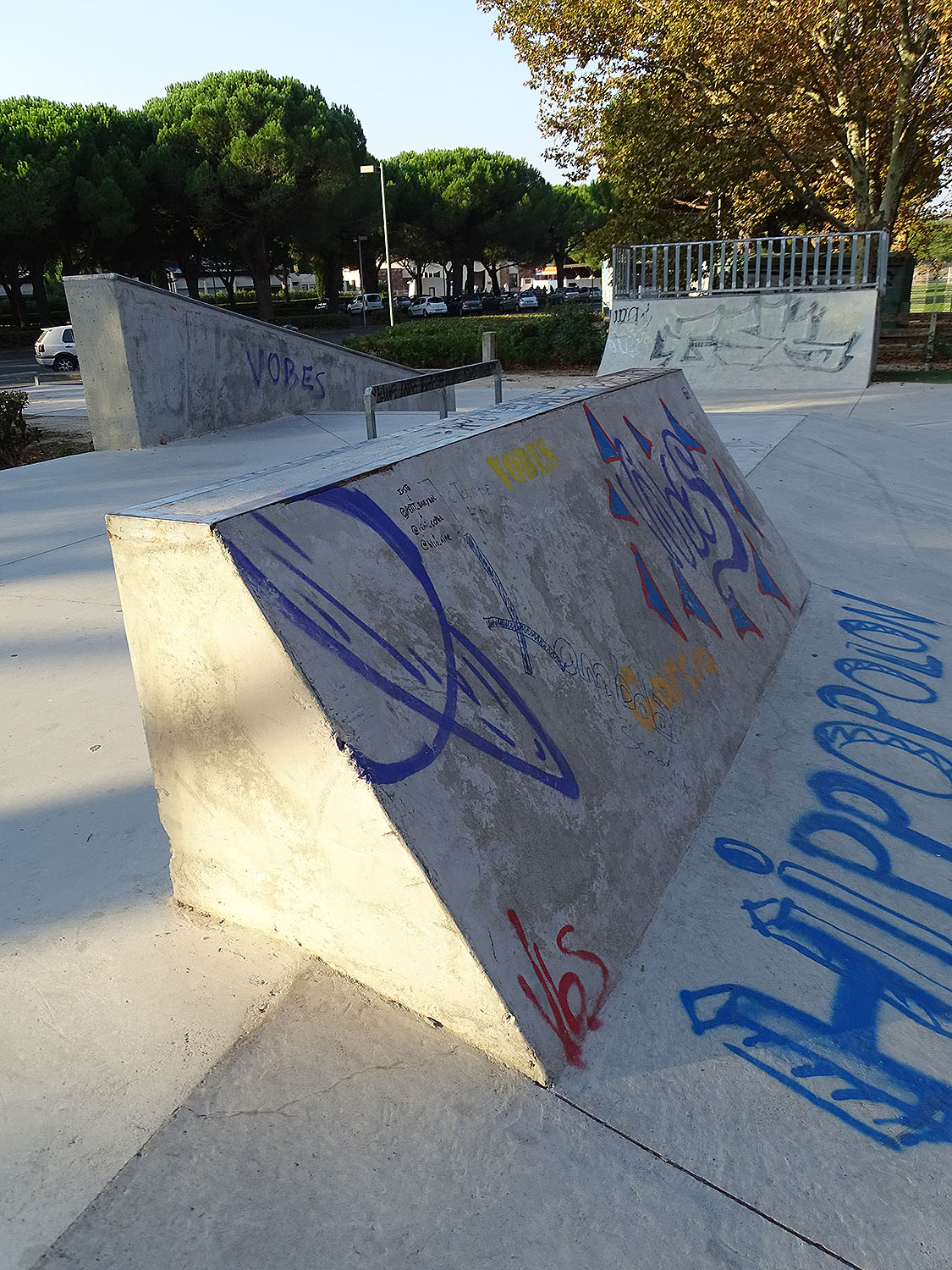 Parc des Sports Skatepark La Grande Motte Skate Spot 3/5