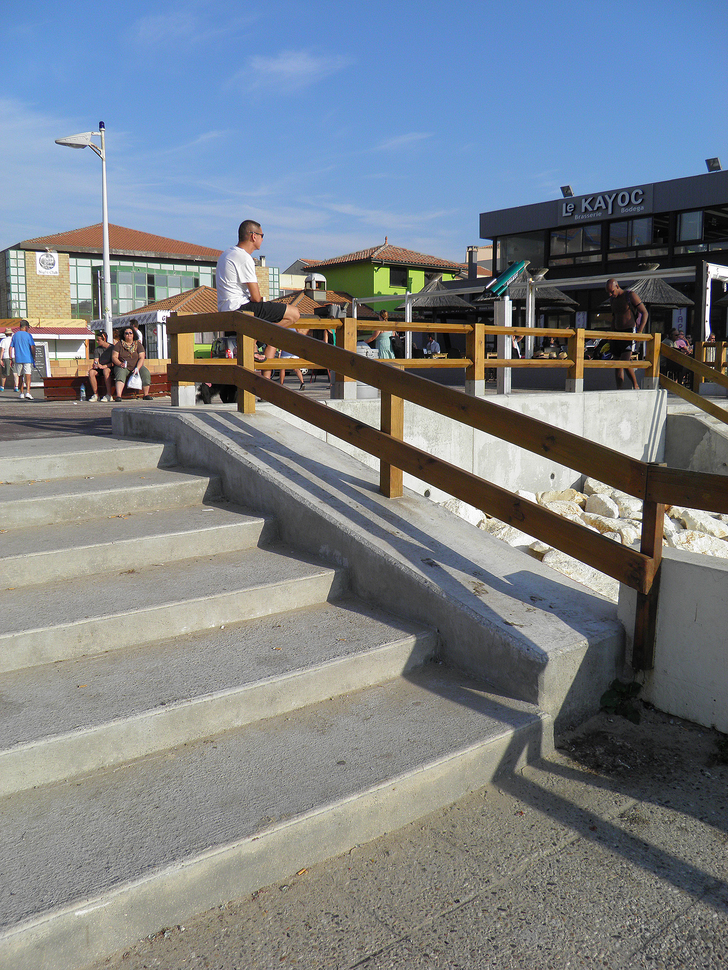 Le Front de Mer Spot Street Lacanau Skate Spot 3/5