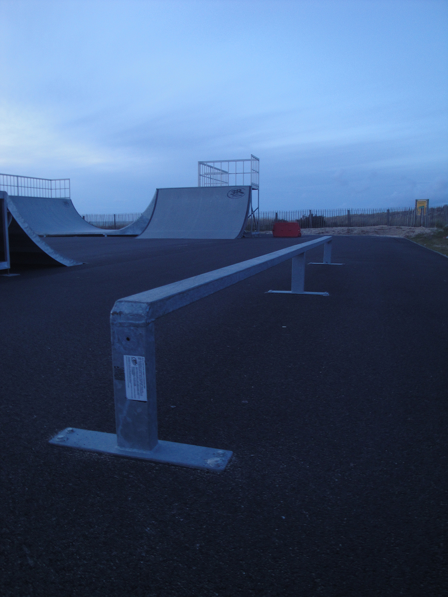 Surf Club Skatepark Lacanau Skate Spot 2/5
