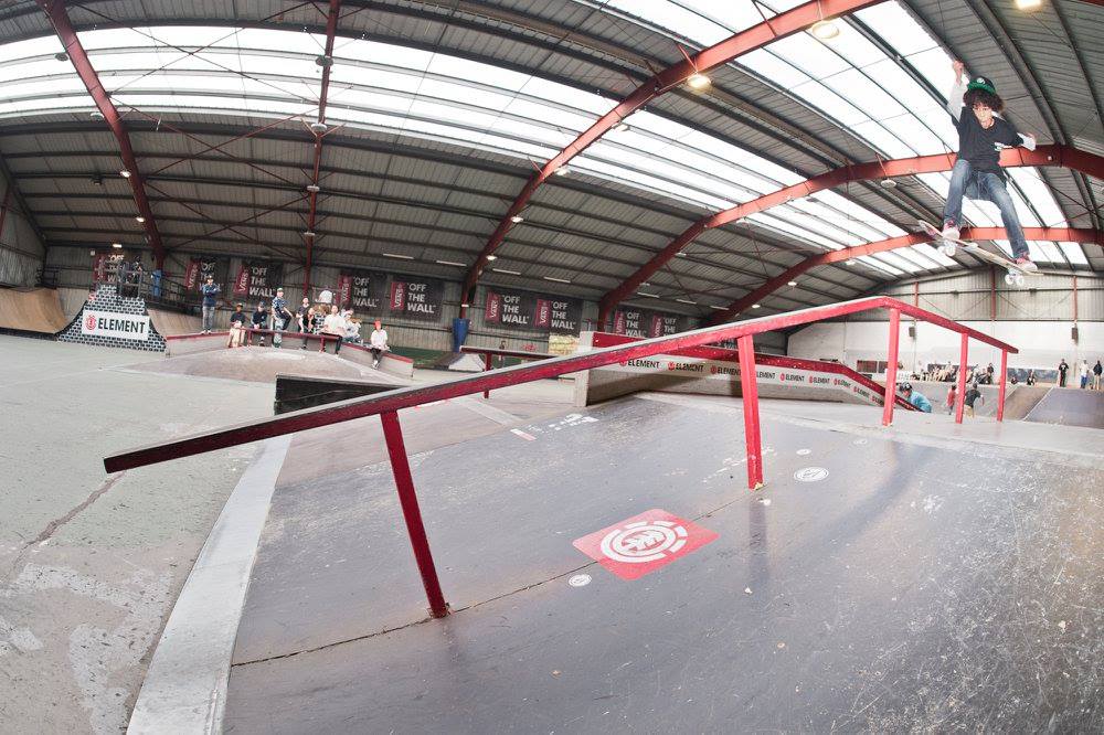 Cosanostra Indoor Chelles Skate Spot 5/5