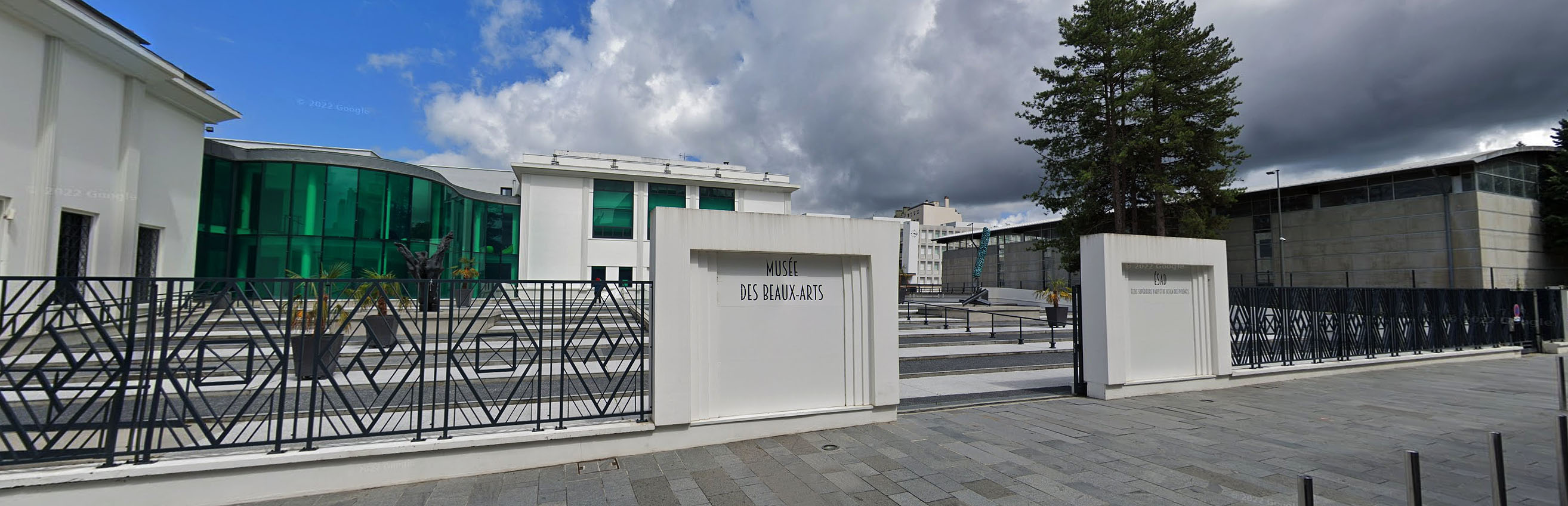 Musée des Beaux Arts Art Pau Skate Spot 3/5