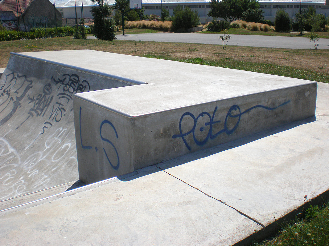 Espace Culturel Skatepark Préfailles Skate Spot 2/5