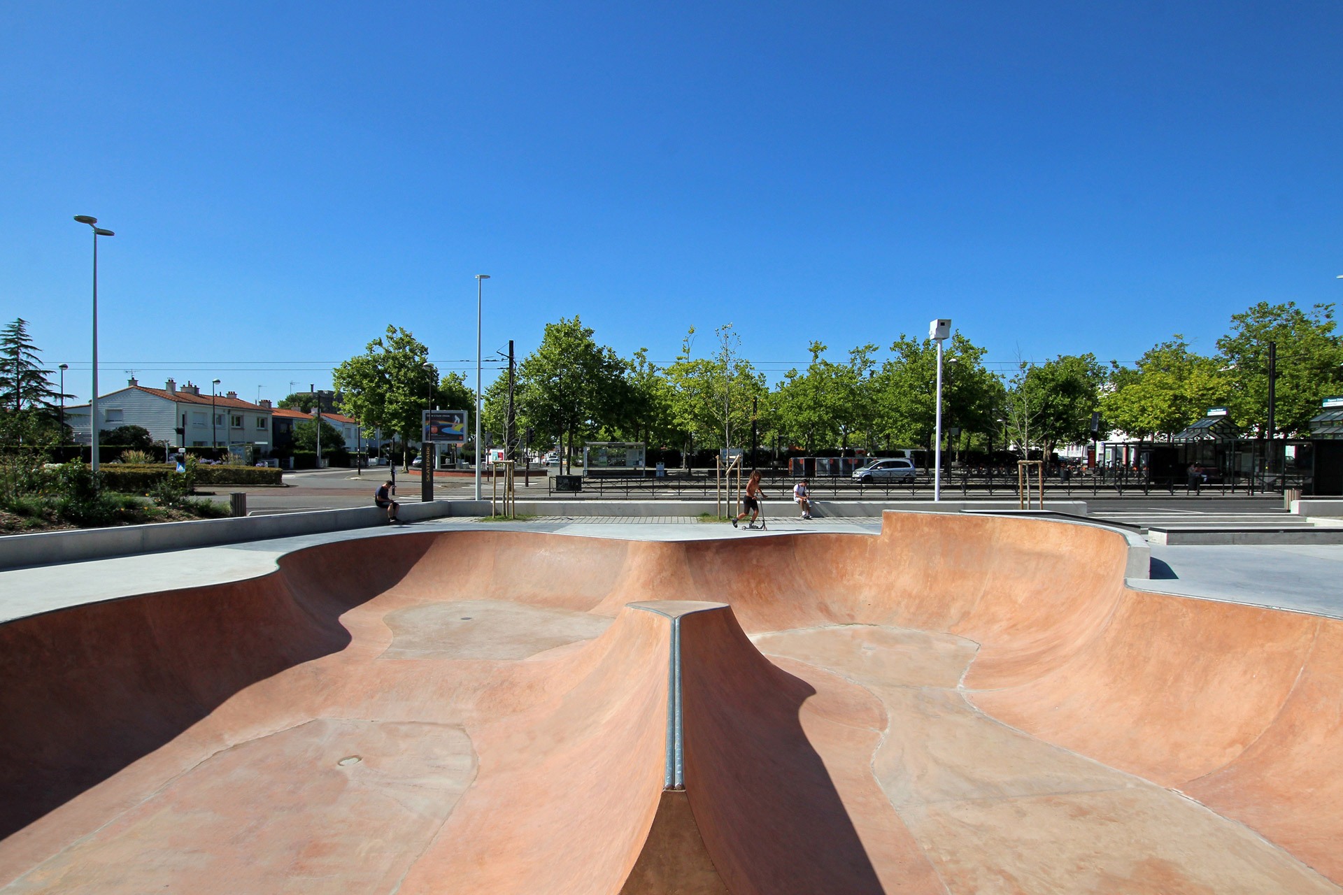 Médiathèque Diderot Skatepark Rezé Skate Spot 5/5