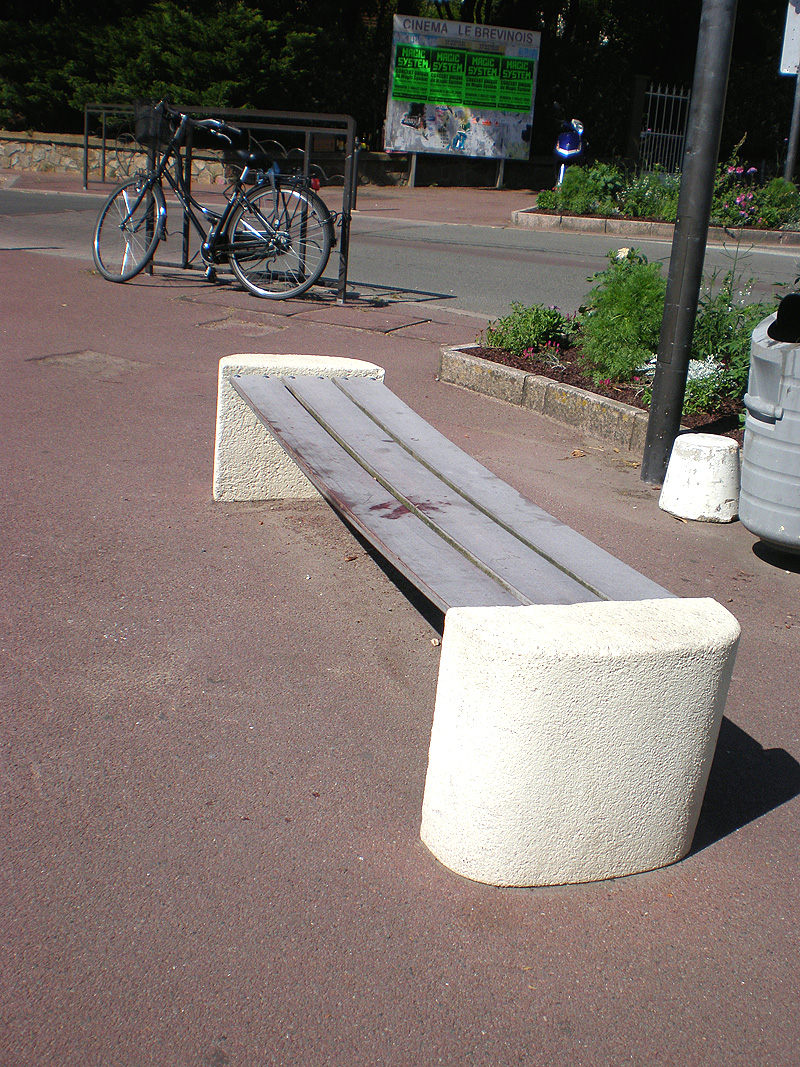 Casino Spot Street Saint Brevin les Pins Skate Spot 2/5