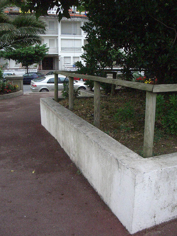 La Digue Spot Street Saint Jean de Luz Skate Spot 4/5