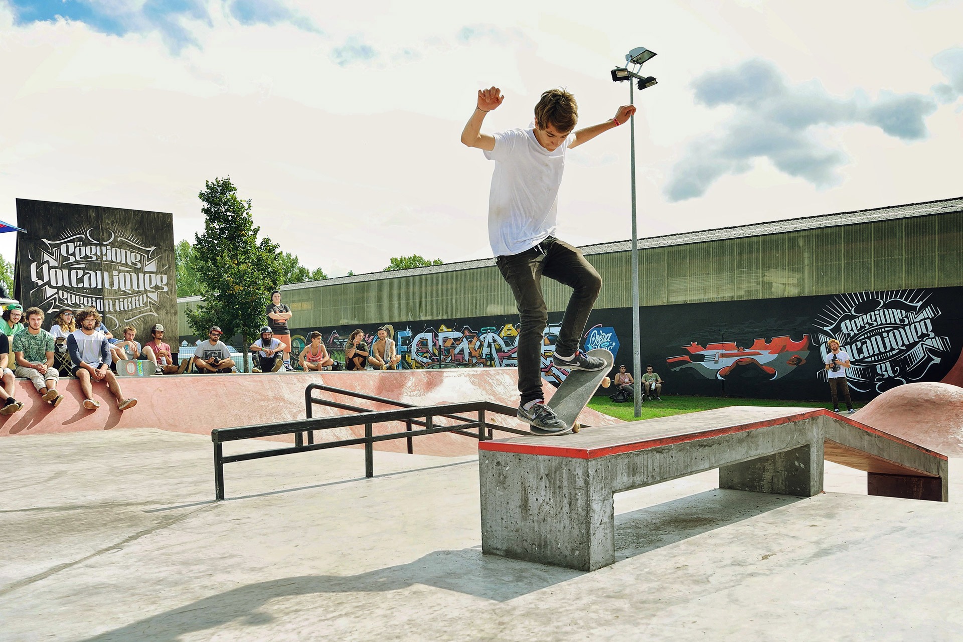 L’ Épicentre Ext Skatepark Aurillac Skate Spot 5/5