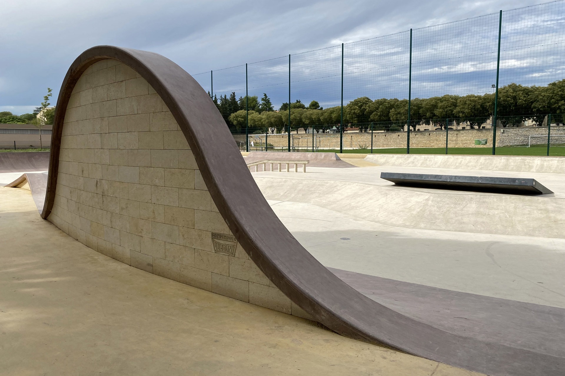 Complexe Sportif Rancel Bowl Uzès Skate Spot 4/5
