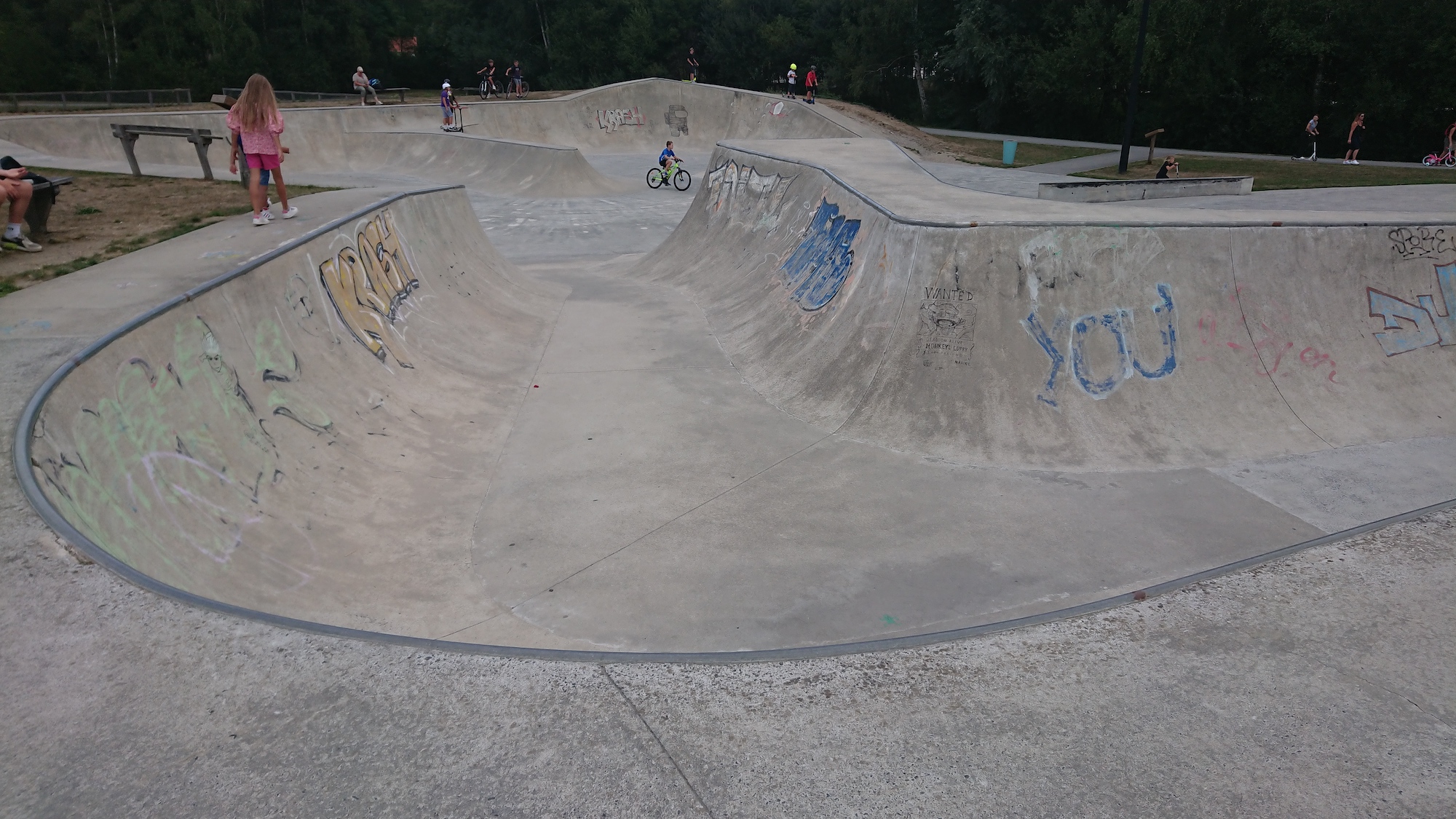 La Porte du Hainaut Bowl Raismes Skate Spot 4/5